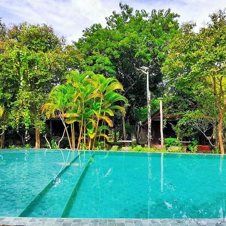 Palm Village Resort&Spa Siem Reap Exteriör bild