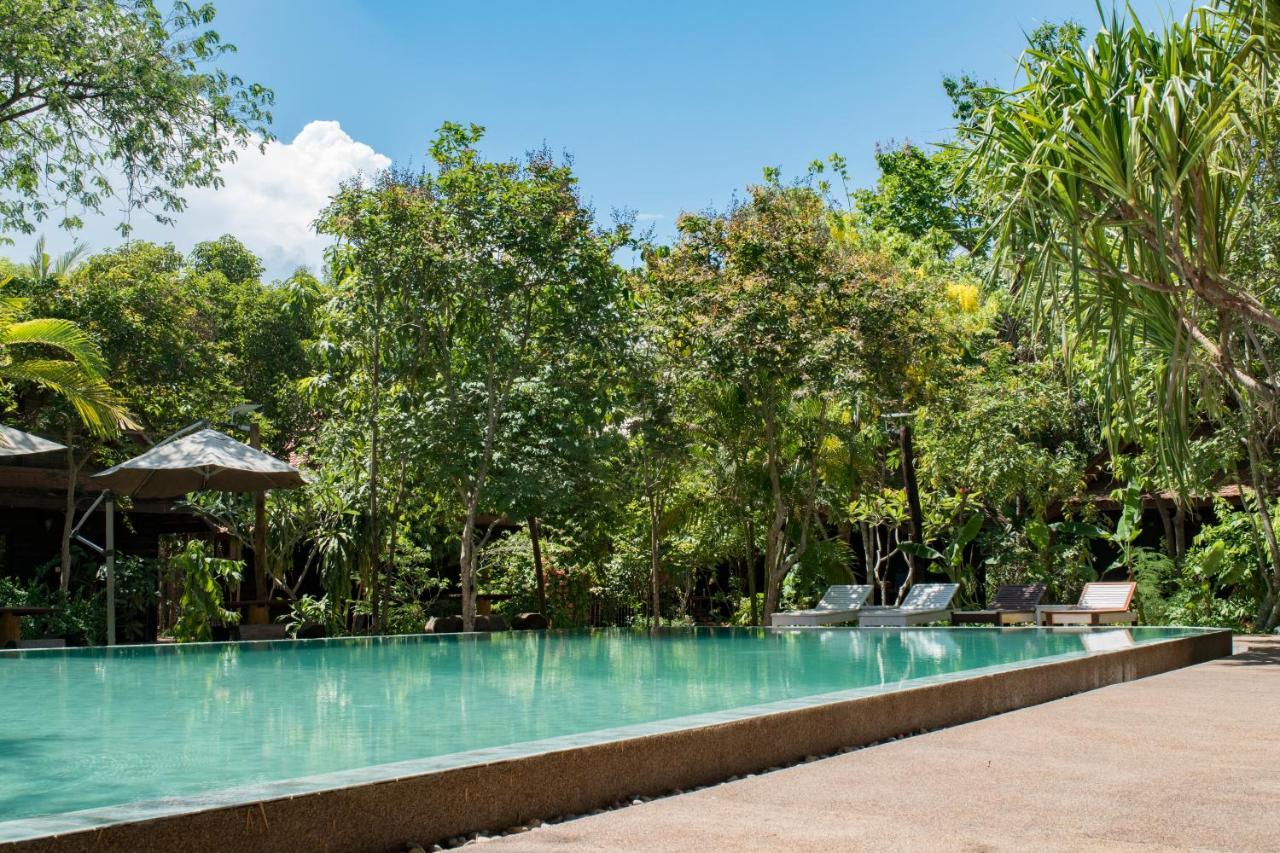 Palm Village Resort&Spa Siem Reap Exteriör bild