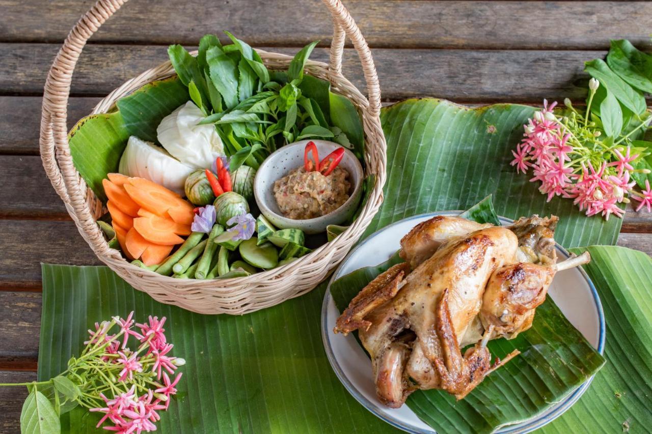 Palm Village Resort&Spa Siem Reap Exteriör bild