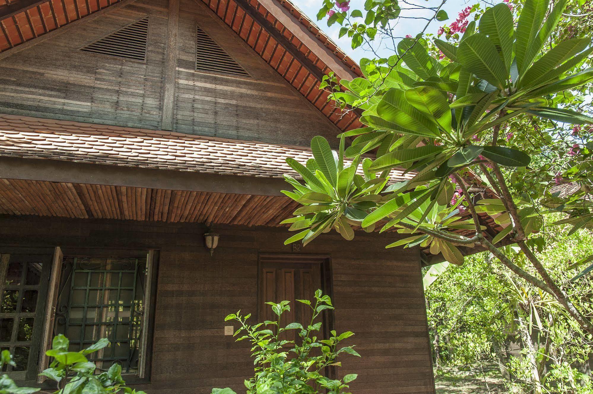Palm Village Resort&Spa Siem Reap Exteriör bild