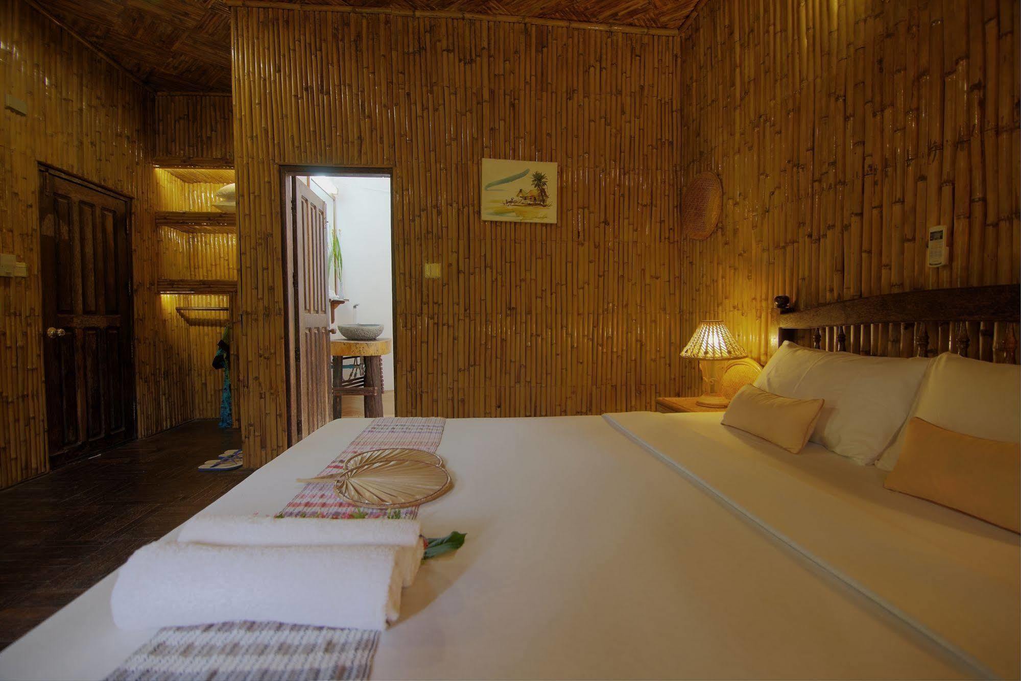 Palm Village Resort&Spa Siem Reap Exteriör bild
