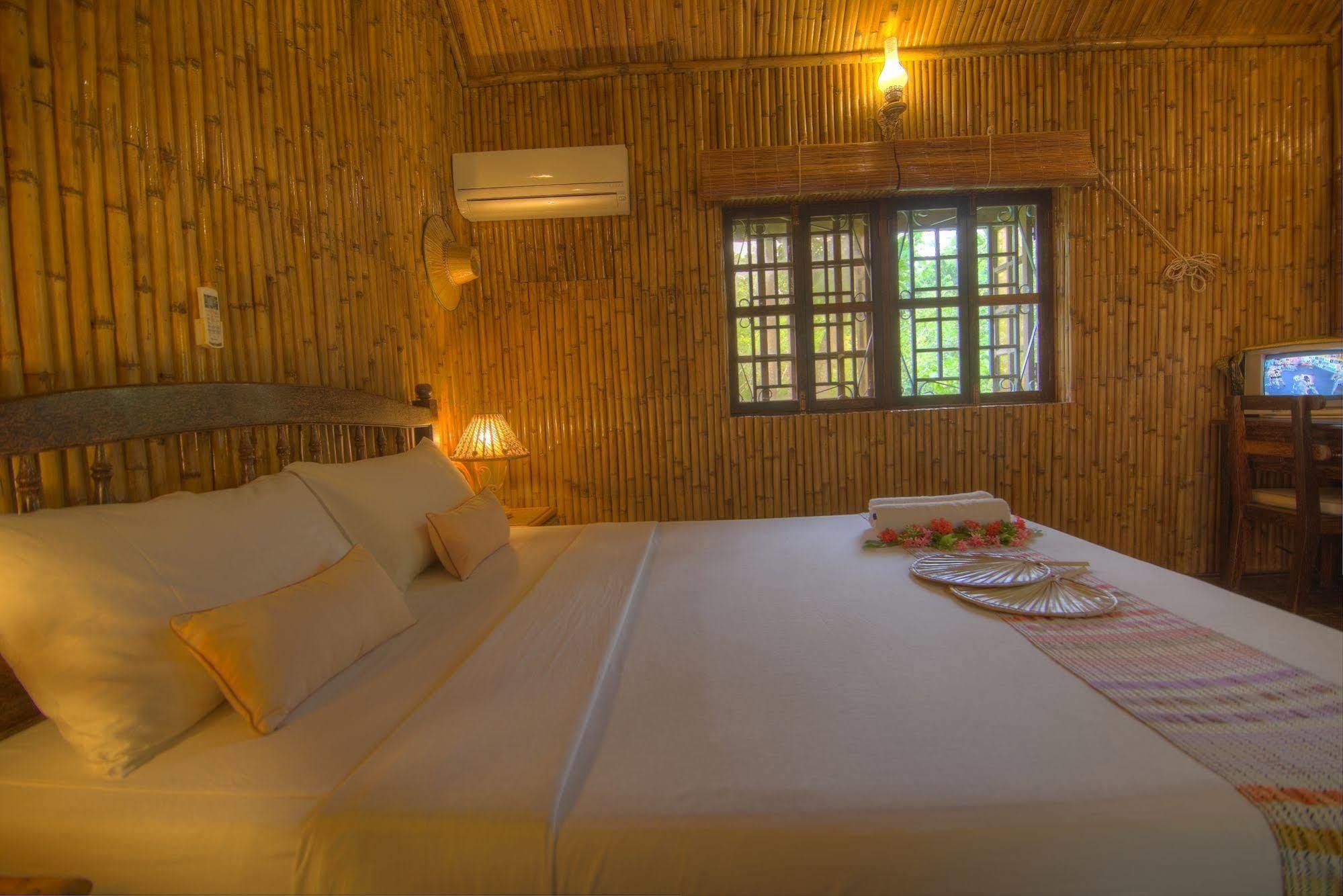 Palm Village Resort&Spa Siem Reap Exteriör bild